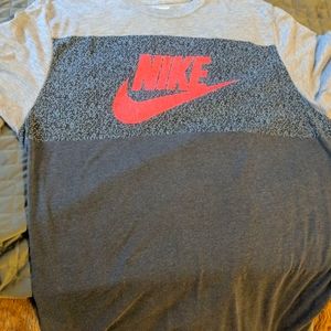 Nike tshirt